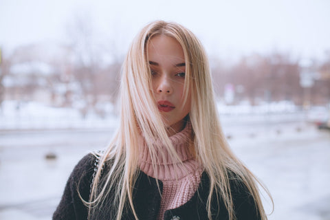 4 TIPS TO AVOID DRY HAIR IN WINTERTIME