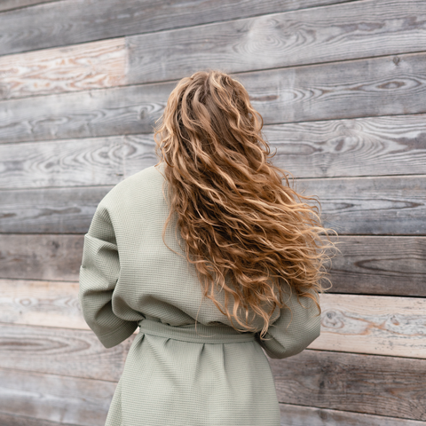 HOW TO DO THE CURLY GIRL METHOD