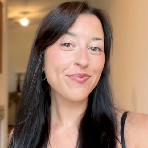 black hair color resultat from a NATURIGIN customer